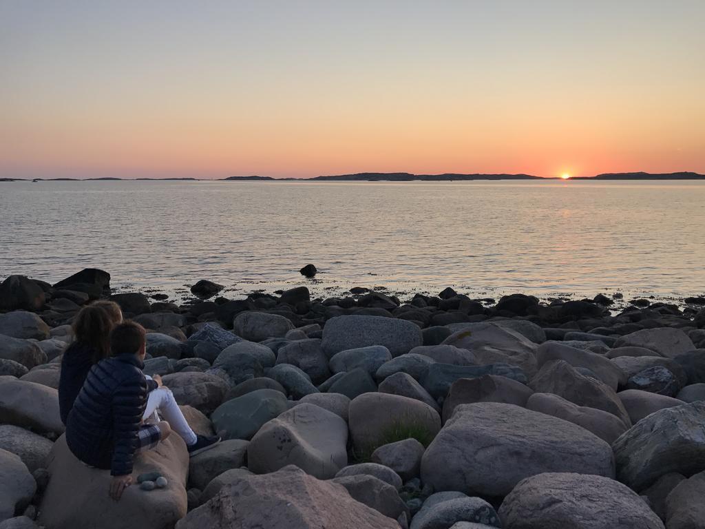 Accommodation For 2 In The Center City Of Lysekil Bagian luar foto